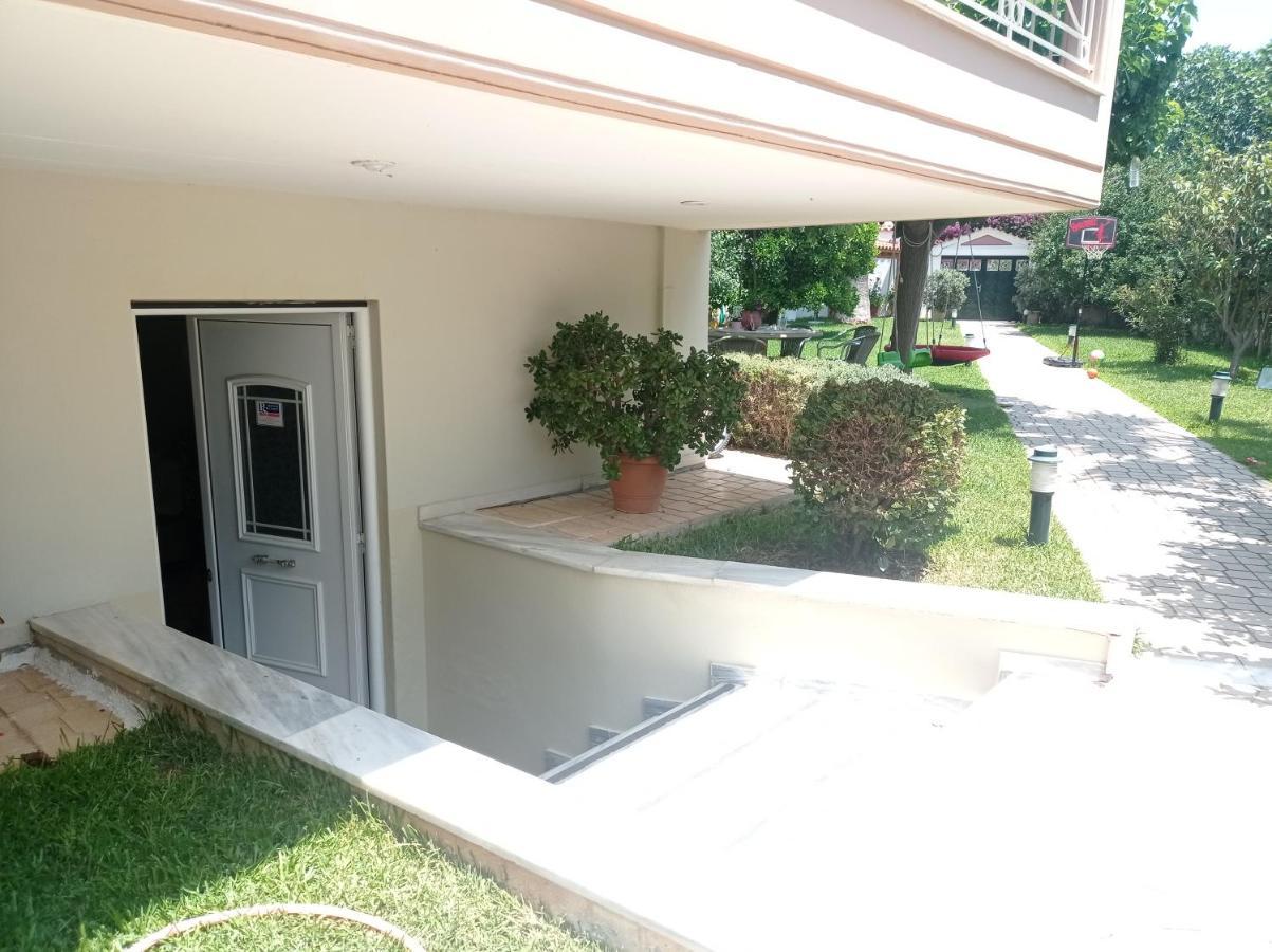 Galini Apartment Near Sea, Port And Airport Artemida  Bagian luar foto