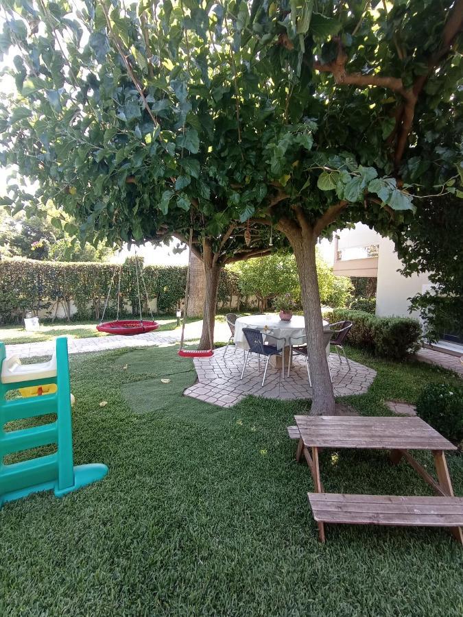 Galini Apartment Near Sea, Port And Airport Artemida  Bagian luar foto